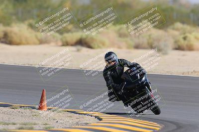 media/Oct-08-2022-SoCal Trackdays (Sat) [[1fc3beec89]]/Turn 10 (945am)/